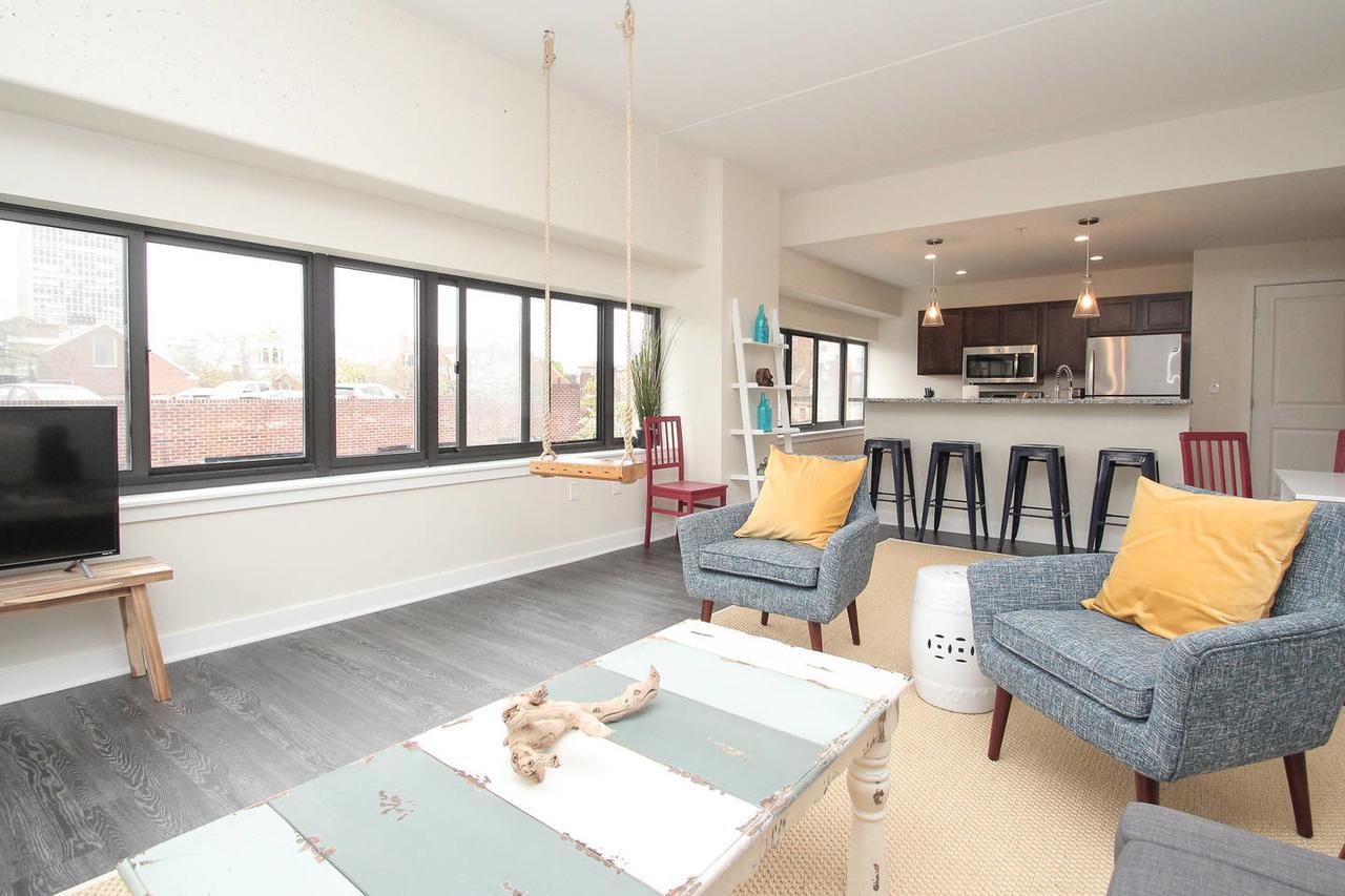The Lighthouse - Society Hill, Center City Apartment